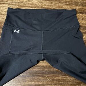 Under Armour Black Workout Leggings with Reflective Logo size large